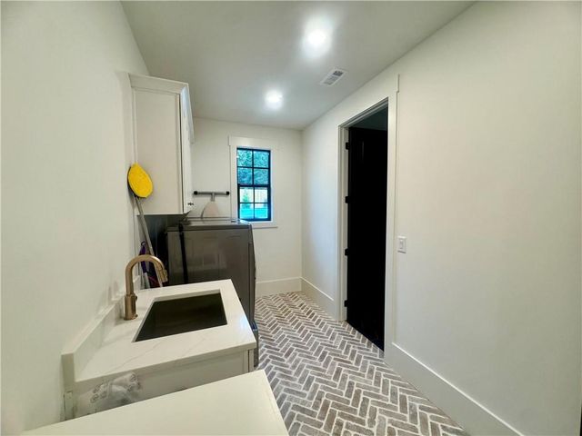 8535 Loy Lane, Gainesville, GA 30506