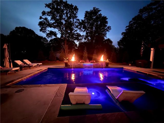 8535 Loy Lane, Gainesville, GA 30506
