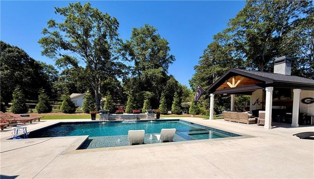 8535 Loy Lane, Gainesville, GA 30506