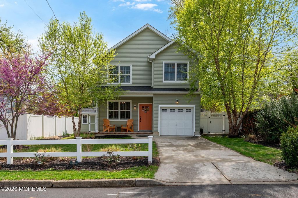 133 Maplewood Avenue, Atlantic Highlands, NJ 07716
