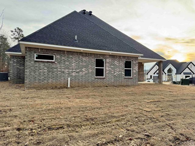 7166 Moon View Place, Alexander, AR 72019