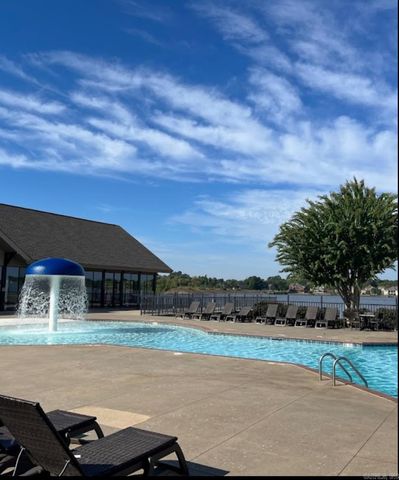 7166 Moon View Place, Alexander, AR 72019