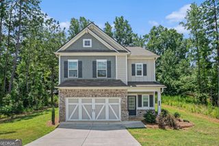 154 Laurel Cove Drive, Hoschton, GA 30548