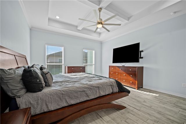 15213 Tesoro Dr, Corpus Christi, TX 78418
