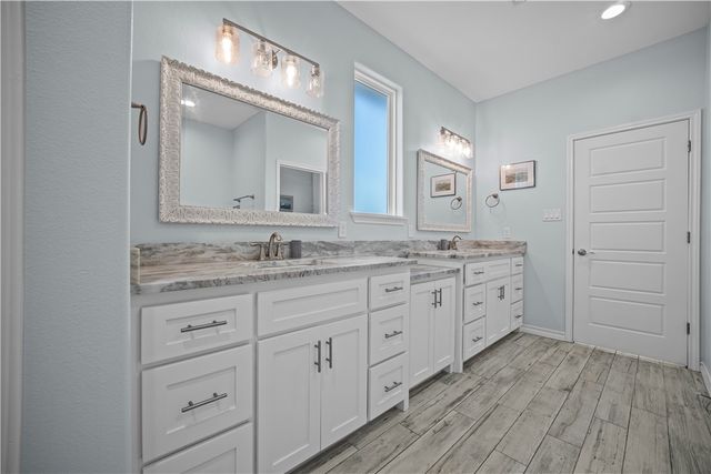 15213 Tesoro Dr, Corpus Christi, TX 78418