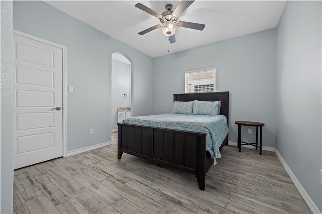 15213 Tesoro Dr, Corpus Christi, TX 78418
