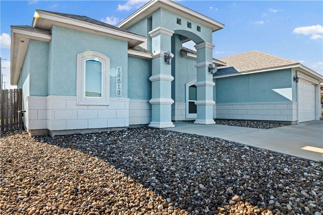 15213 Tesoro Dr, Corpus Christi, TX 78418