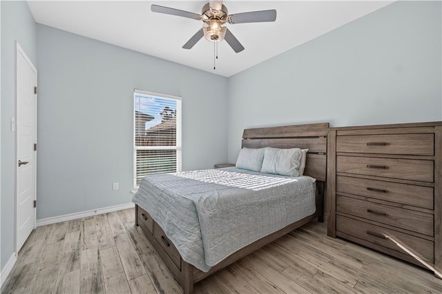 15213 Tesoro Dr, Corpus Christi, TX 78418