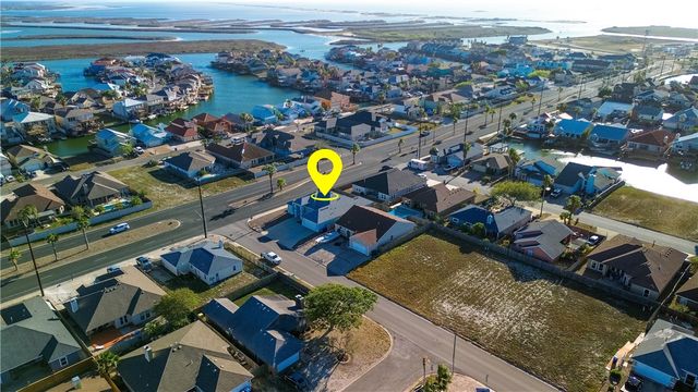15213 Tesoro Dr, Corpus Christi, TX 78418