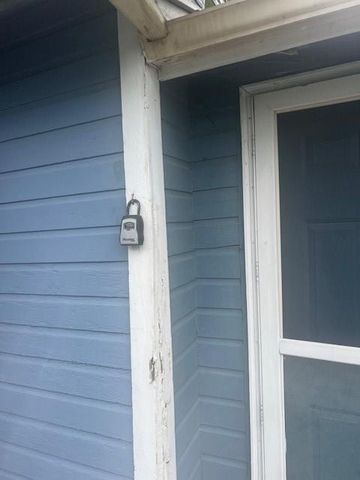 1315 S Osage Street, Independence, MO 64055