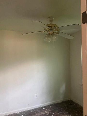 1315 S Osage Street, Independence, MO 64055