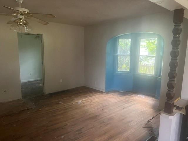 1315 S Osage Street, Independence, MO 64055
