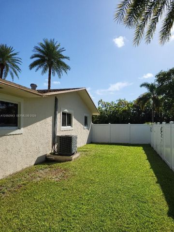 12804 SW 94th Place, Miami, FL 33176