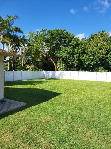 12804 SW 94th Place, Miami, FL 33176