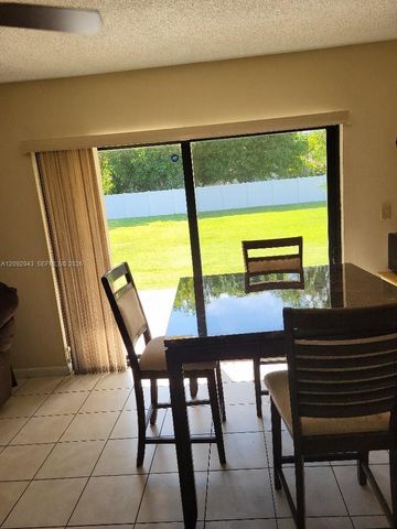 12804 SW 94th Place, Miami, FL 33176