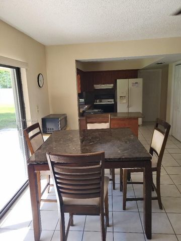12804 SW 94th Place, Miami, FL 33176