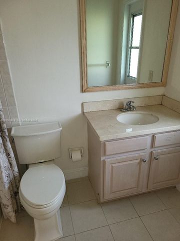 12804 SW 94th Place, Miami, FL 33176