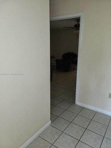 12804 SW 94th Place, Miami, FL 33176