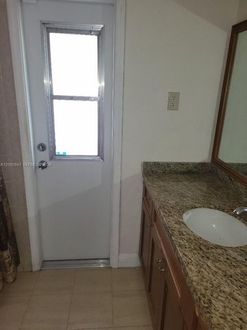 12804 SW 94th Place, Miami, FL 33176