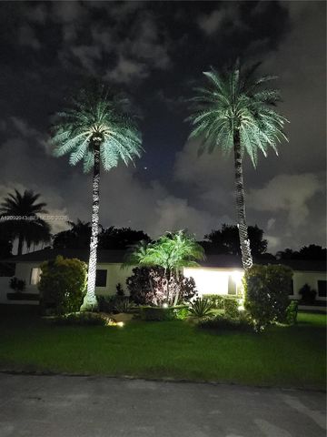 12804 SW 94th Place, Miami, FL 33176