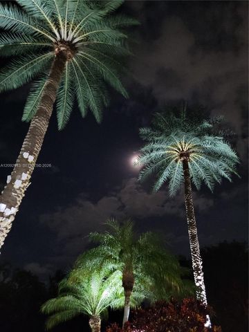 12804 SW 94th Place, Miami, FL 33176
