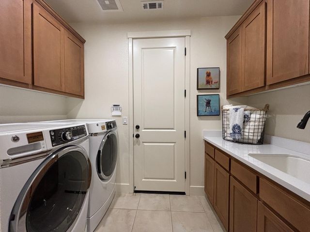 1507 Santana Ranch Drive, Hollister, CA 95023