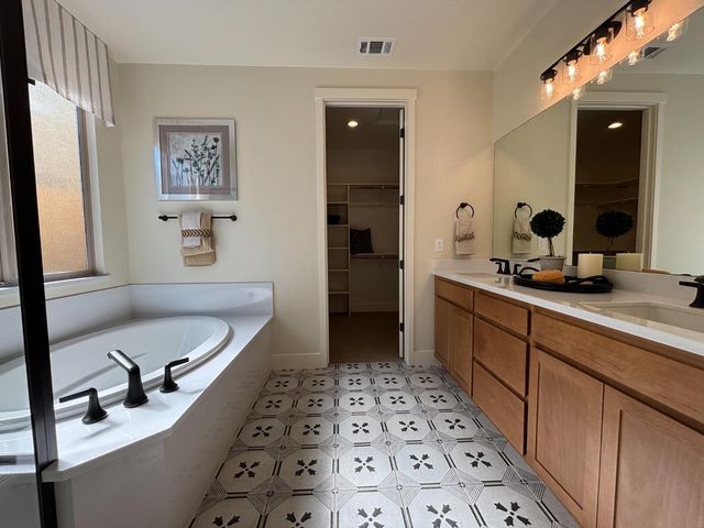 1507 Santana Ranch Drive, Hollister, CA 95023