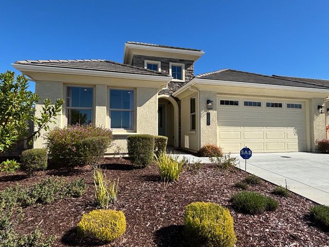 1507 Santana Ranch Drive, Hollister, CA 95023