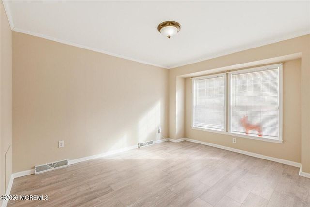 602 Walden Way, Whiting, NJ 08759