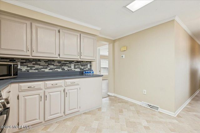 602 Walden Way, Whiting, NJ 08759