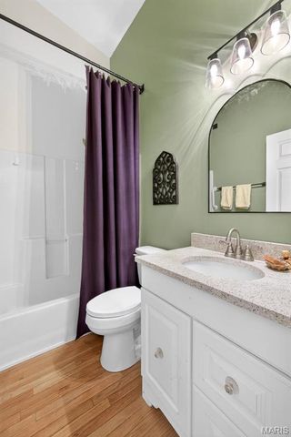 2052 Bayonne Drive 26G, St Charles, MO 63303
