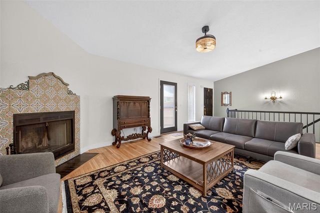 2052 Bayonne Drive 26G, St Charles, MO 63303