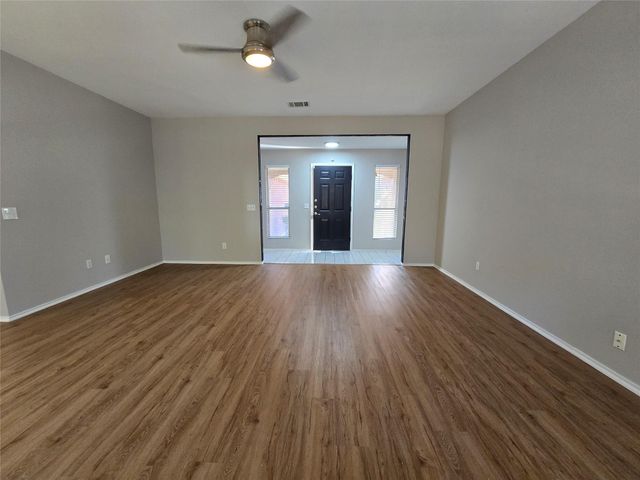 612 Sunny Brook DR, Leander, TX 78641