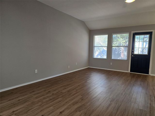 612 Sunny Brook DR, Leander, TX 78641