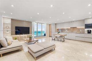 2301 Collins 1011, Miami Beach, FL 33139