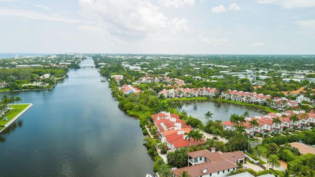 1527 Estuary Trail, Delray Beach, FL 33483