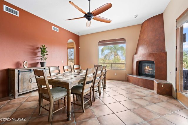 10374 N Wild Creek Drive, Oro Valley, AZ 85742
