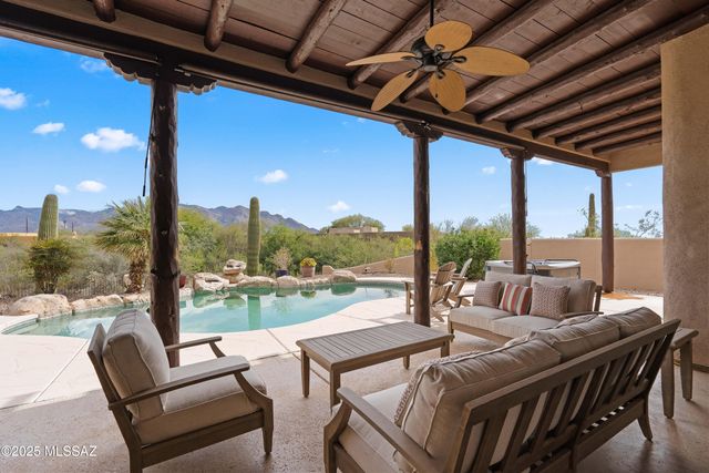 10374 N Wild Creek Drive, Oro Valley, AZ 85742
