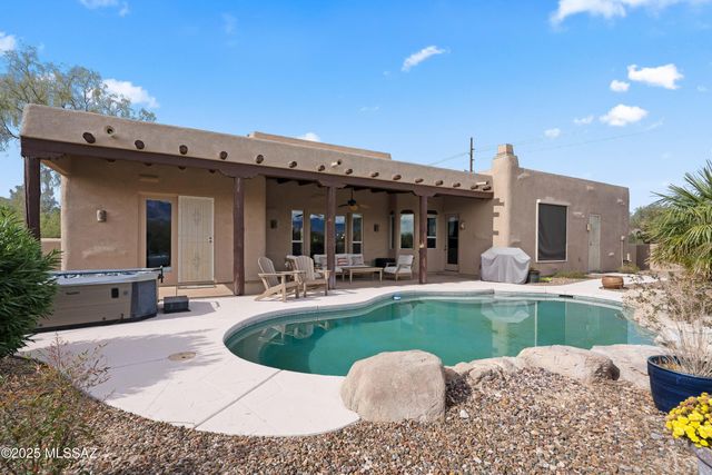 10374 N Wild Creek Drive, Oro Valley, AZ 85742