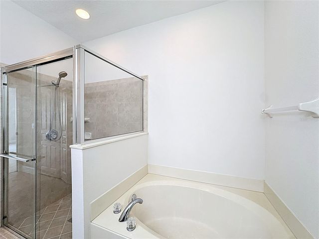 23846 SARDINIA DRIVE, Sorrento, FL 32776