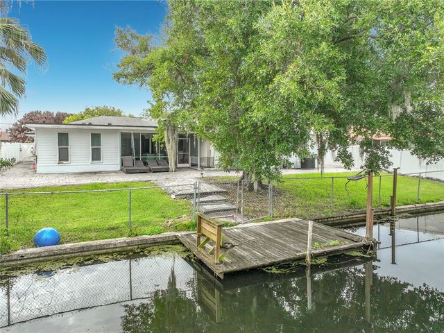 2425 LAUDERDALE COURT, Orlando, FL 32805