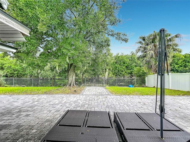 2425 LAUDERDALE COURT, Orlando, FL 32805