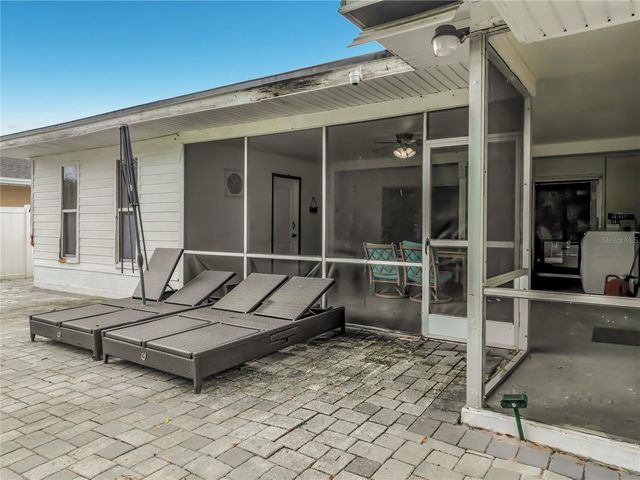 2425 LAUDERDALE COURT, Orlando, FL 32805