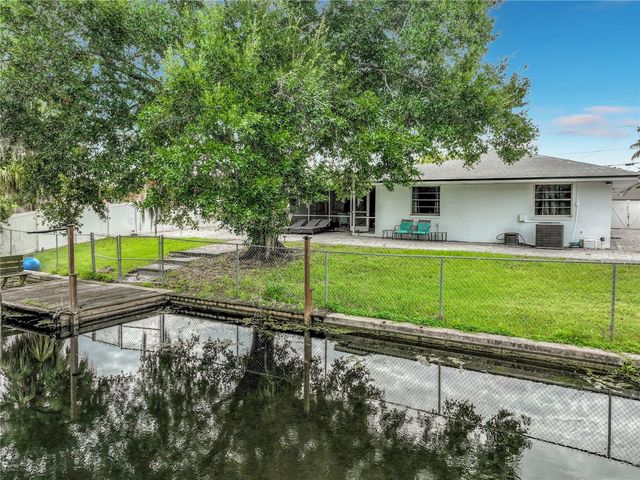 2425 LAUDERDALE COURT, Orlando, FL 32805