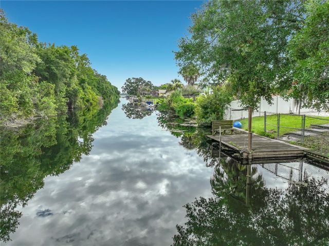 2425 LAUDERDALE COURT, Orlando, FL 32805