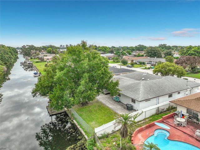 2425 LAUDERDALE COURT, Orlando, FL 32805