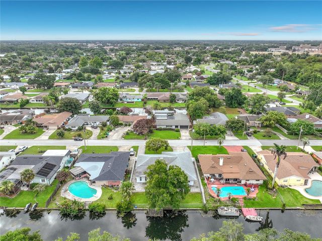 2425 LAUDERDALE COURT, Orlando, FL 32805