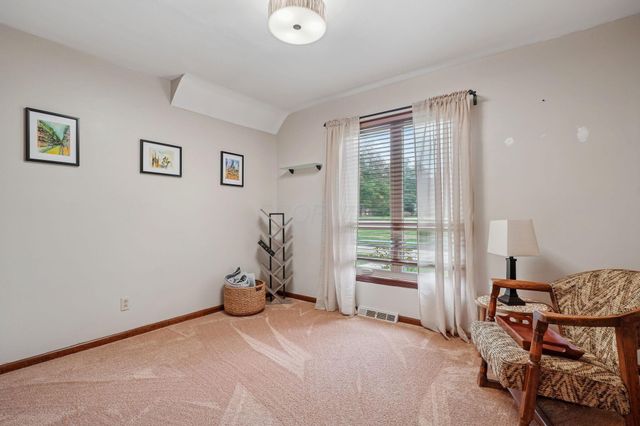 7815 Jefferson Drive NW, Canal Winchester, OH 43110