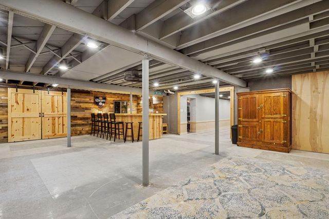 7815 Jefferson Drive NW, Canal Winchester, OH 43110