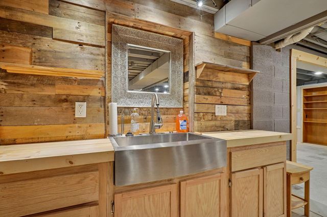 7815 Jefferson Drive NW, Canal Winchester, OH 43110